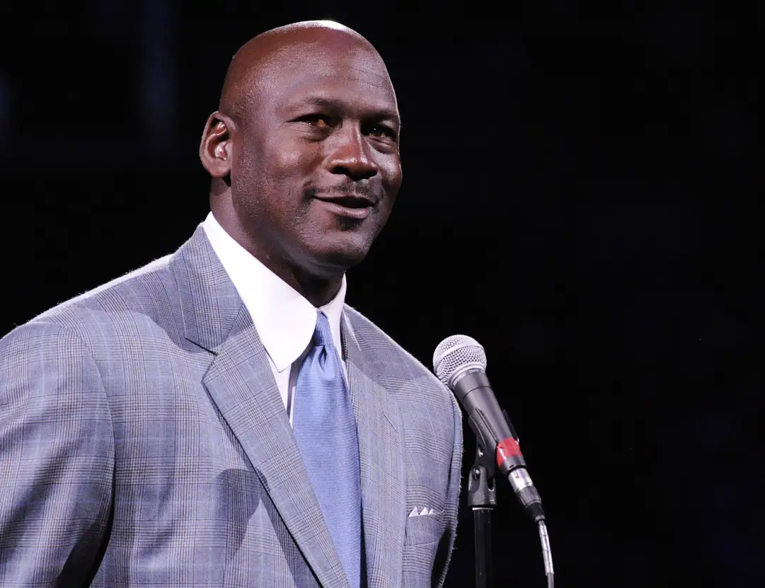 VIDEO: Michael Jordan Thinks He Can Beat Some Charlotte Hornets Player ...