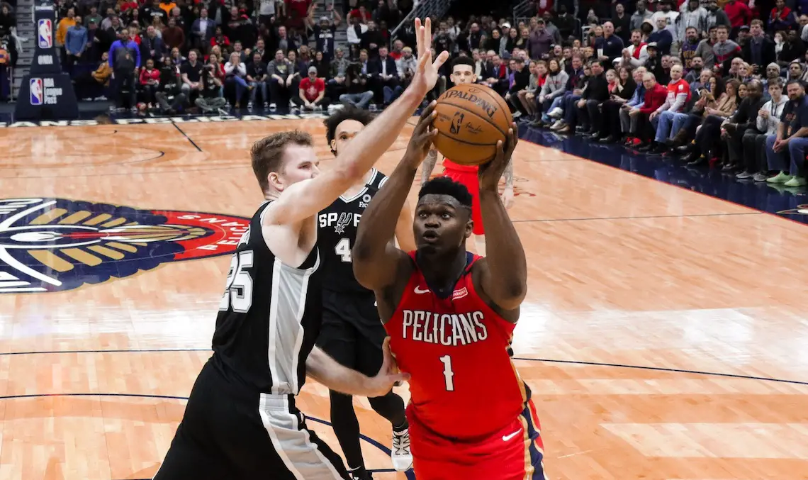 Pelicans' Zion Williamson Erupts In NBA Debut | SportsLingo