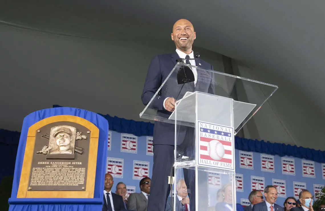 Michael Jordan, Patrick Ewing attend Derek Jeter's Hall of Fame